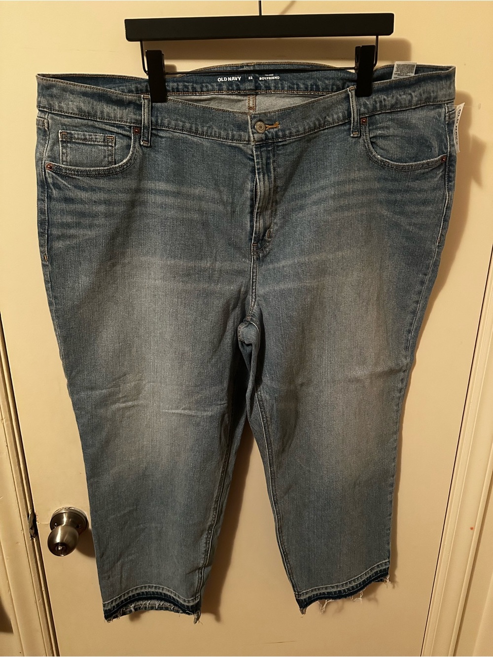 Old Navy Women’s Light Blue Denim Midsrise Boyfriend Jeans